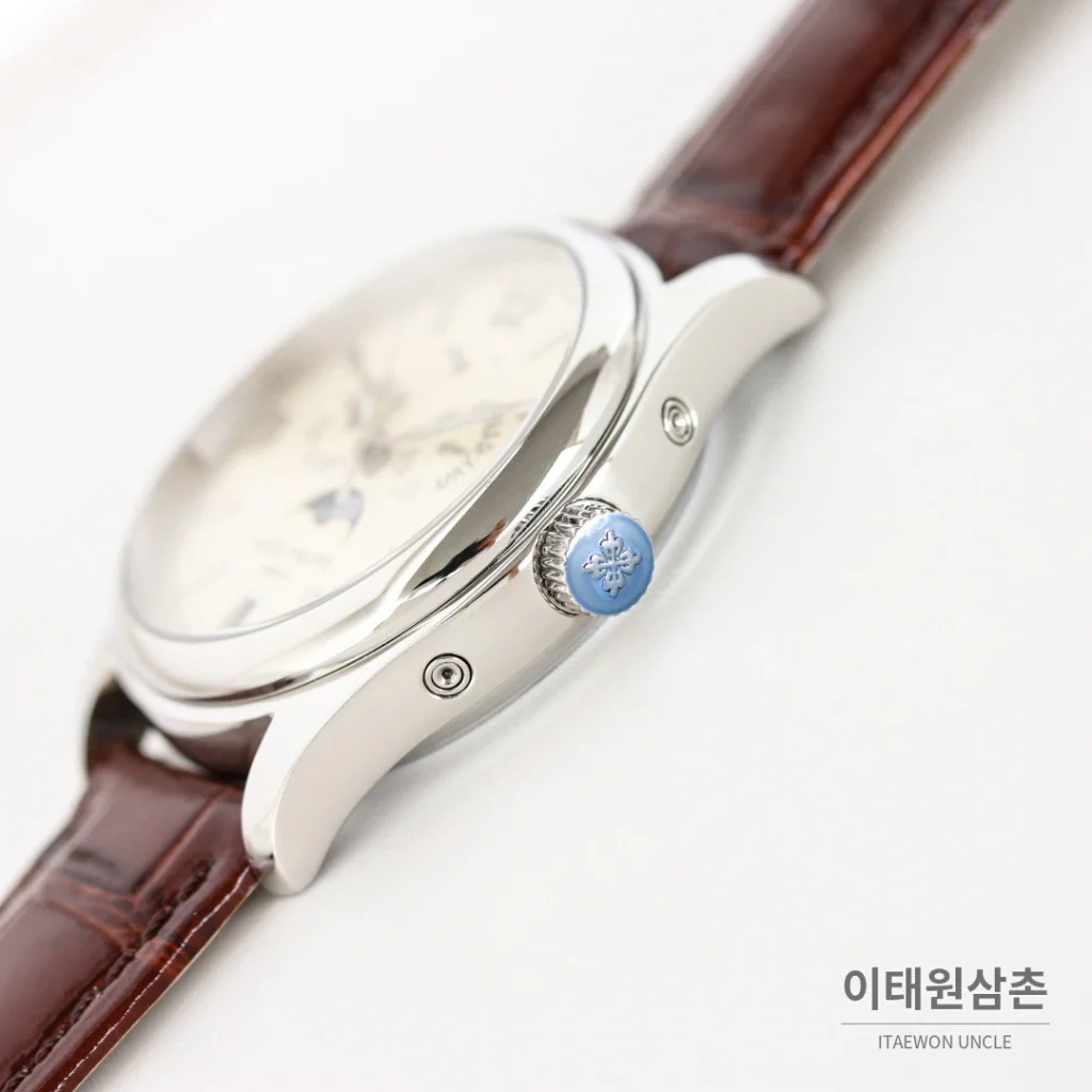 파텍필립 컴플리케이션 애뉴얼 캘린더 문페이즈 오토매틱 39mm 5146/5147 화이트 다이얼 블랙 가죽 스트랩