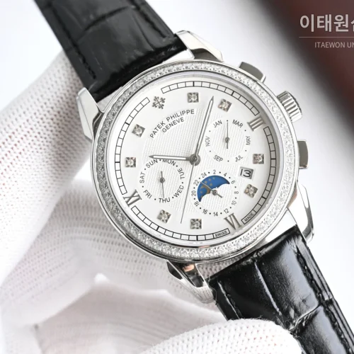 파텍필립 컴플리케이션 스틸 멀티캘린더 오토매틱 42mm 화이트 다이얼 블랙 가죽 스트랩 실버 베젤