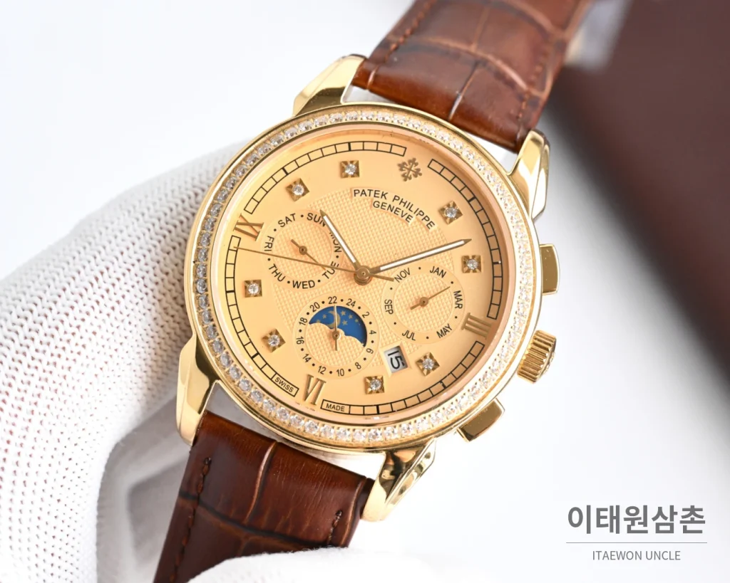 파텍필립 컴플리케이션 스틸 멀티캘린더 오토매틱 42mm 화이트 다이얼 블랙 가죽 스트랩 골드 베젤