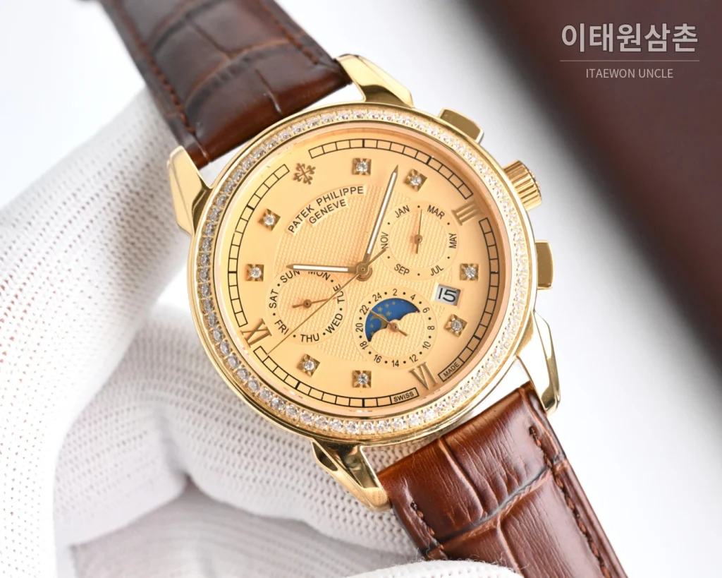 파텍필립 컴플리케이션 스틸 멀티캘린더 오토매틱 42mm 화이트 다이얼 블랙 가죽 스트랩 골드 베젤