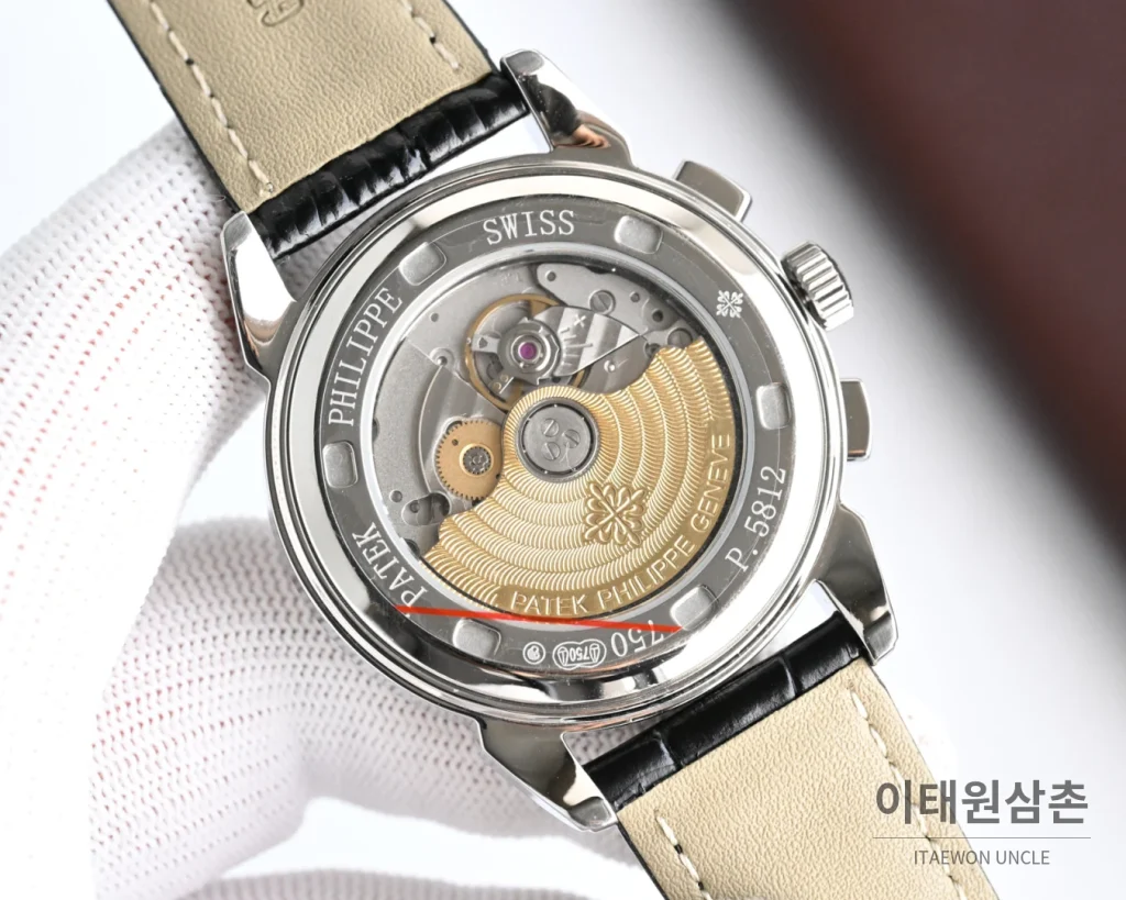 파텍필립 컴플리케이션 스틸 멀티캘린더 오토매틱 42mm 화이트 다이얼 블랙 가죽 스트랩 실버 베젤