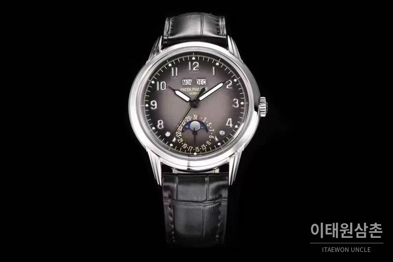 파텍필립 컴플리케이션 화이트골드 블랙다이얼 퍼페추얼캘린더 오토매틱 40mm 블랙 가죽 스트랩