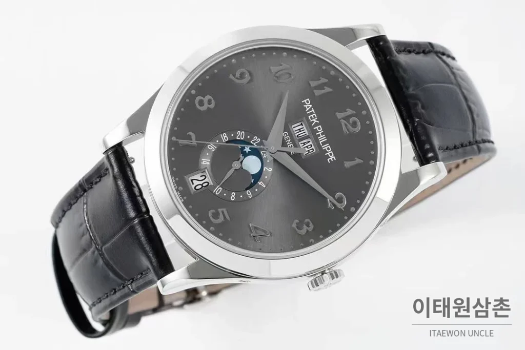 파텍필립 컴플리케이션 화이트골드 그레이다이얼 애뉴얼캘린더 오토매틱 38mm 블랙 가죽 스트랩 (2)