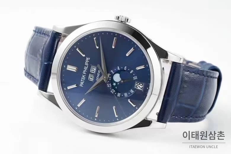 파텍필립 컴플리케이션 화이트골드 그레이다이얼 애뉴얼캘린더 오토매틱 38mm 네이비 가죽 스트랩