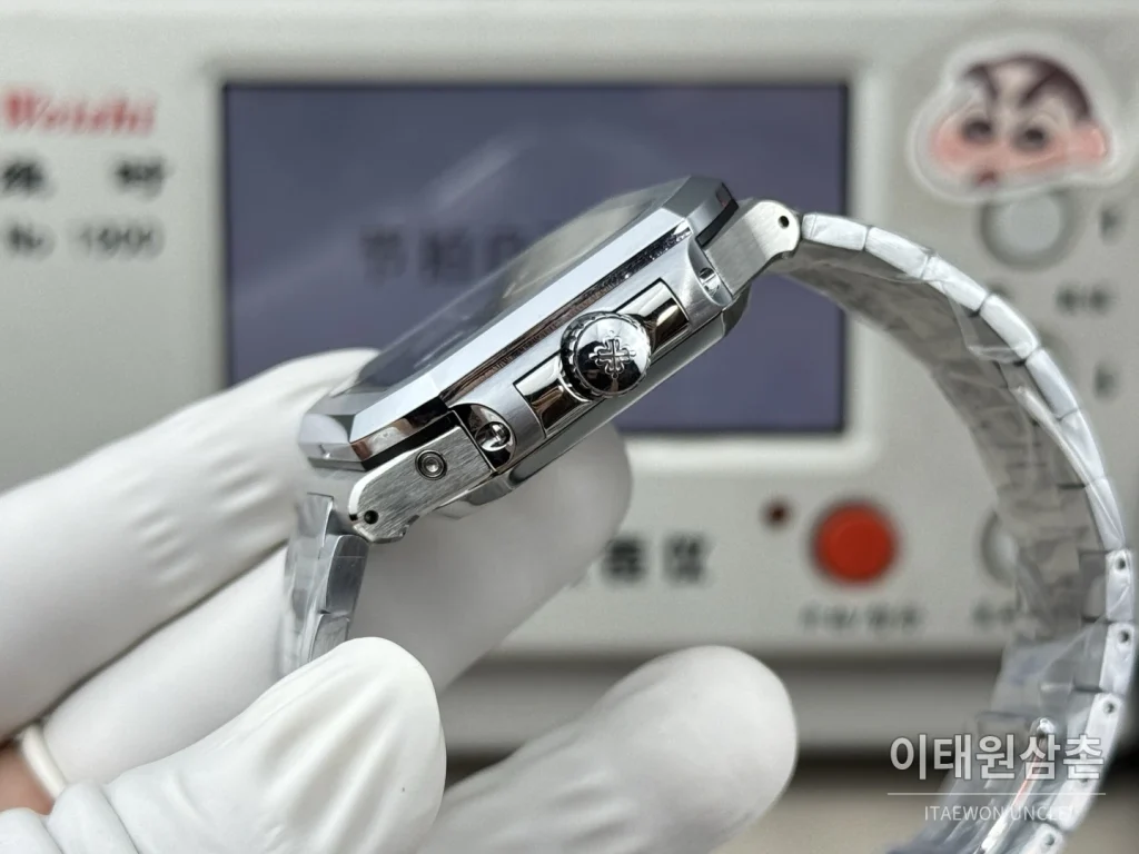 파텍필립 큐비터스 플래티넘 컴플리케이션 오토매틱 45mm 블루 스틸 브레이슬릿 (2)