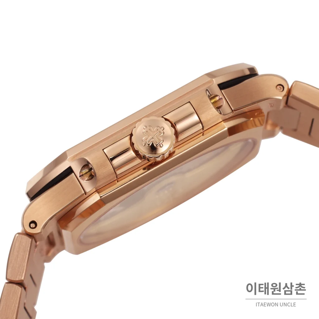 파텍필립 큐비터스 스틸 브라운다이얼 오토매틱 40mm