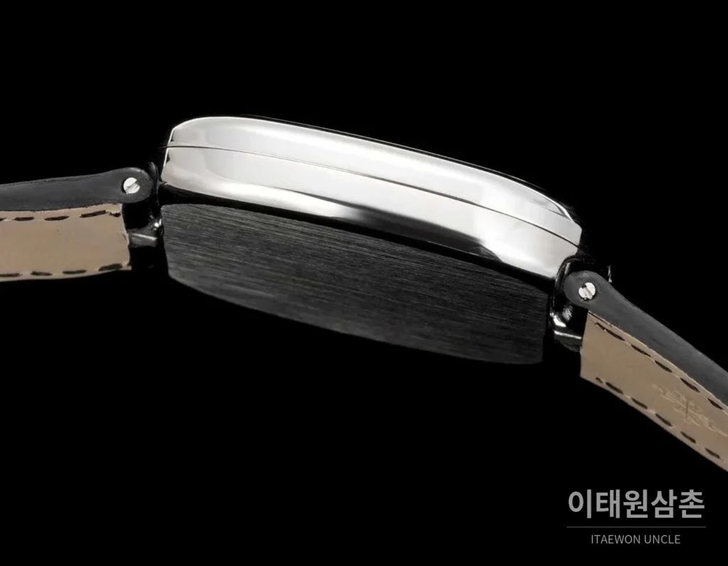 파텍필립 골든 엘립스 화이트골드 블랙에나멜 다이얼 슬림 오토매틱