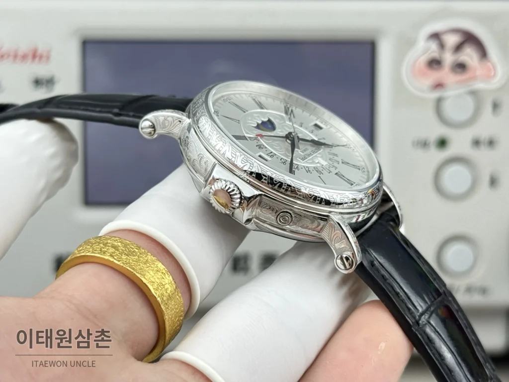 파텍필립 그랜드컴플리케이션 퍼페추얼캘린더 오토매틱 38mm 아이보리 화이트 다이얼 블랙 가죽 스트랩 실버 베젤