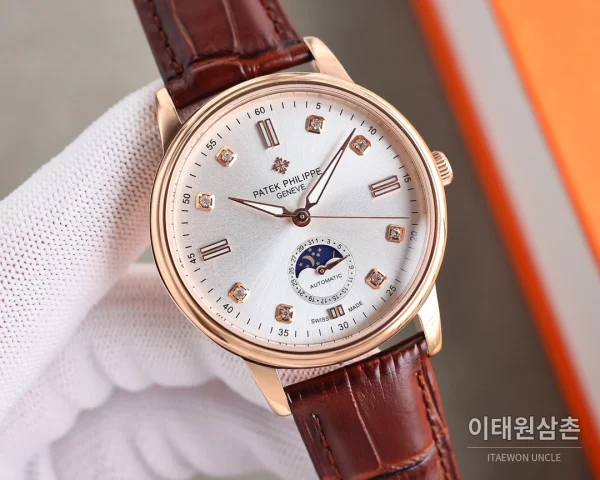 파텍필립 월페이즈 오토매틱 40mm 실버 다이얼 브라운 가죽 스트랩