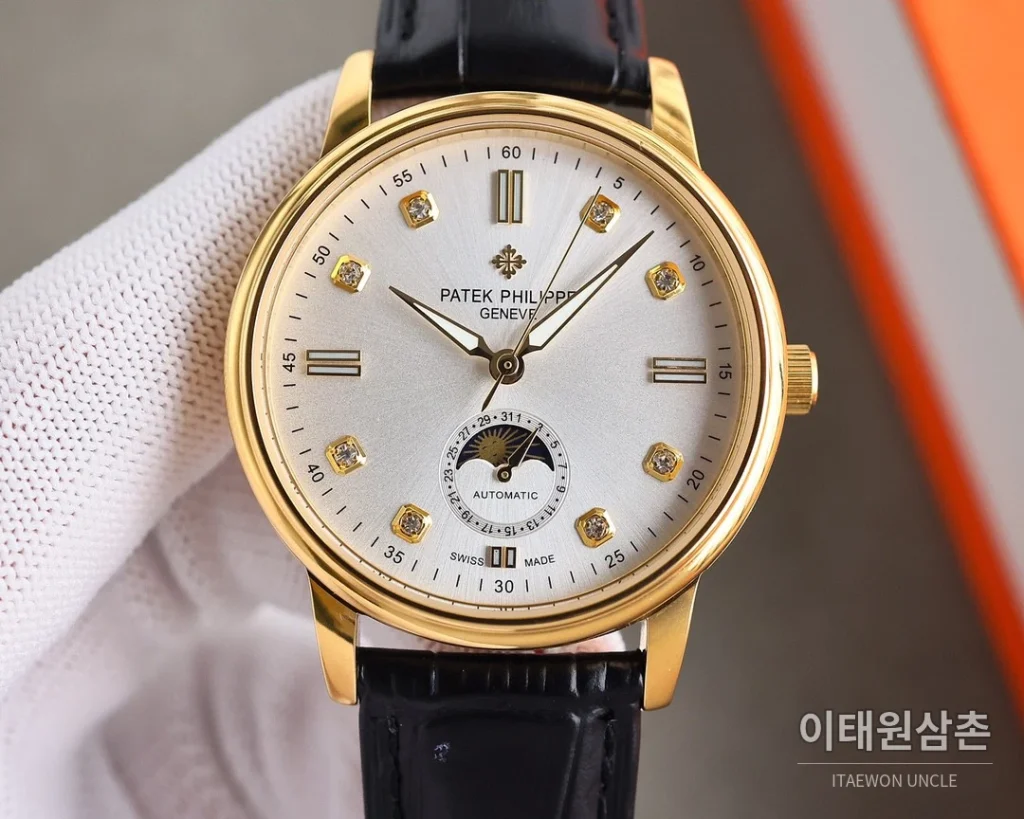파텍필립 월페이즈 오토매틱 40mm 실버 다이얼 블랙 가죽 스트랩