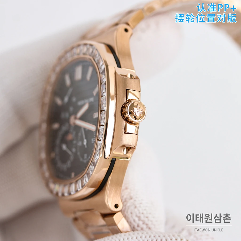 파텍필립 노틸러스 316L 스틸 파워리저브 문페이즈 오토매틱 40mm