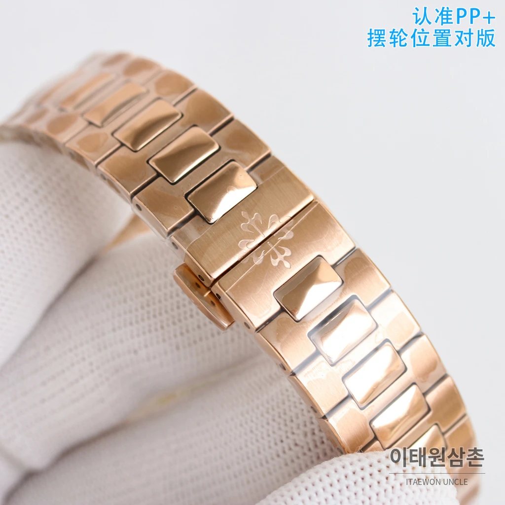 파텍필립 노틸러스 316L 스틸 파워리저브 문페이즈 오토매틱 40mm