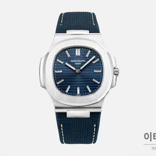 파텍필립 노틸러스 50주년 블루 다이얼 오토매틱 41mm 5810G-001