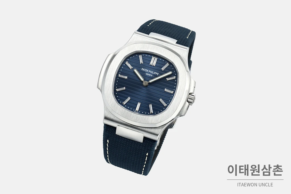 파텍필립 노틸러스 50주년 블루 다이얼 오토매틱 41mm 5810G-001