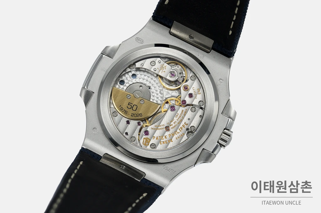 파텍필립 노틸러스 50주년 블루 다이얼 오토매틱 41mm 5810G-001