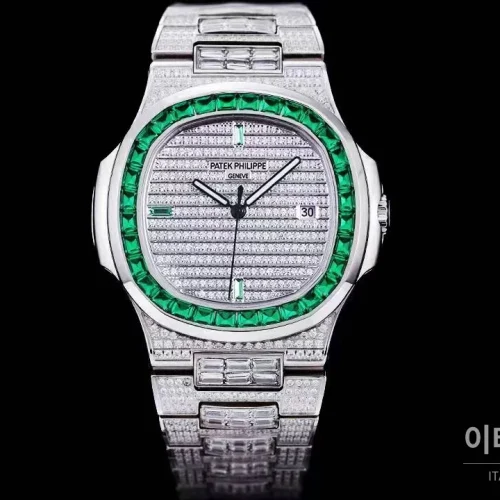 파텍필립 노틸러스 5711 풀다이아 파베 다이얼 오토매틱 40mm 실버 (5) 파텍필립 노틸러스 5711 풀다이아 파베 다이얼 오토매틱 40mm 실버 스틸 브레이슬릿 그린 베젤 (2)