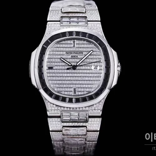 파텍필립 노틸러스 5711 풀다이아 파베 다이얼 오토매틱 40mm 실버 (7) 파텍필립 노틸러스 5711 풀다이아 파베 다이얼 오토매틱 40mm 실버 스틸 브레이슬릿 블랙 베젤 (2)