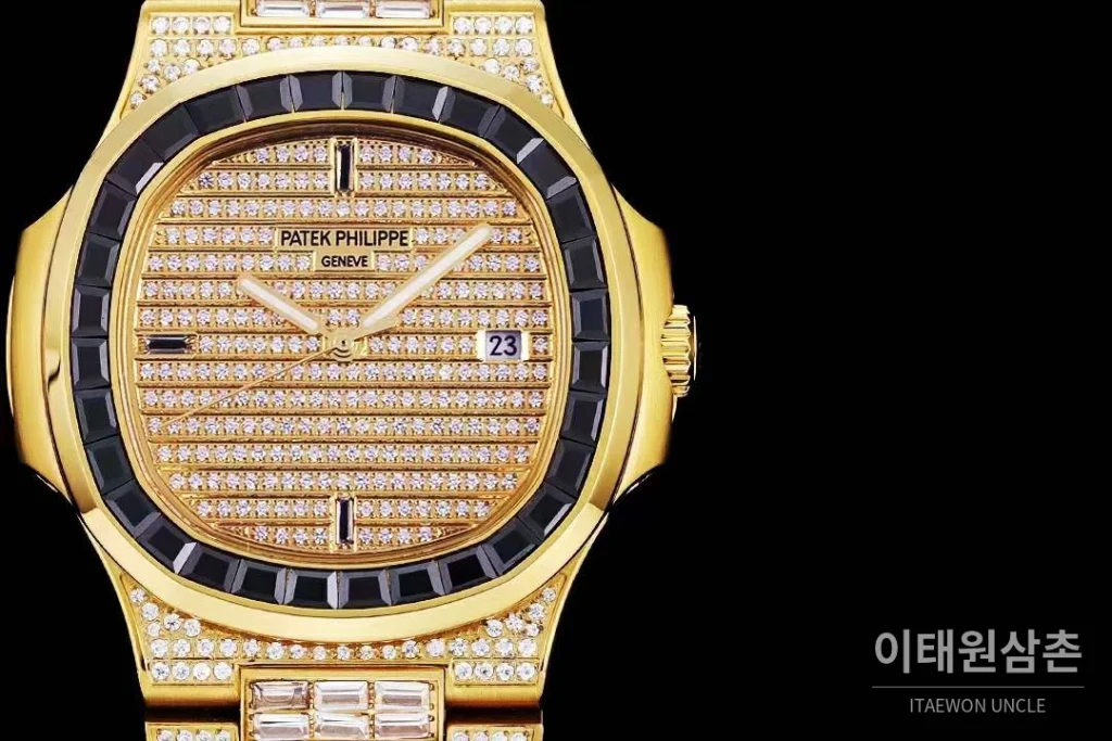 파텍필립 노틸러스 5711 풀다이아 파베 다이얼 오토매틱 40mm 실버 골드 브레이슬릿 블랙 베젤