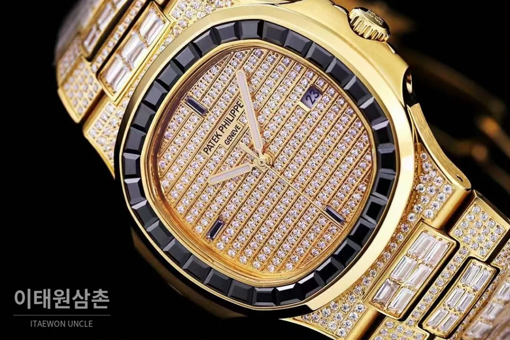 파텍필립 노틸러스 5711 풀다이아 파베 다이얼 오토매틱 40mm 실버 골드 브레이슬릿 블랙 베젤