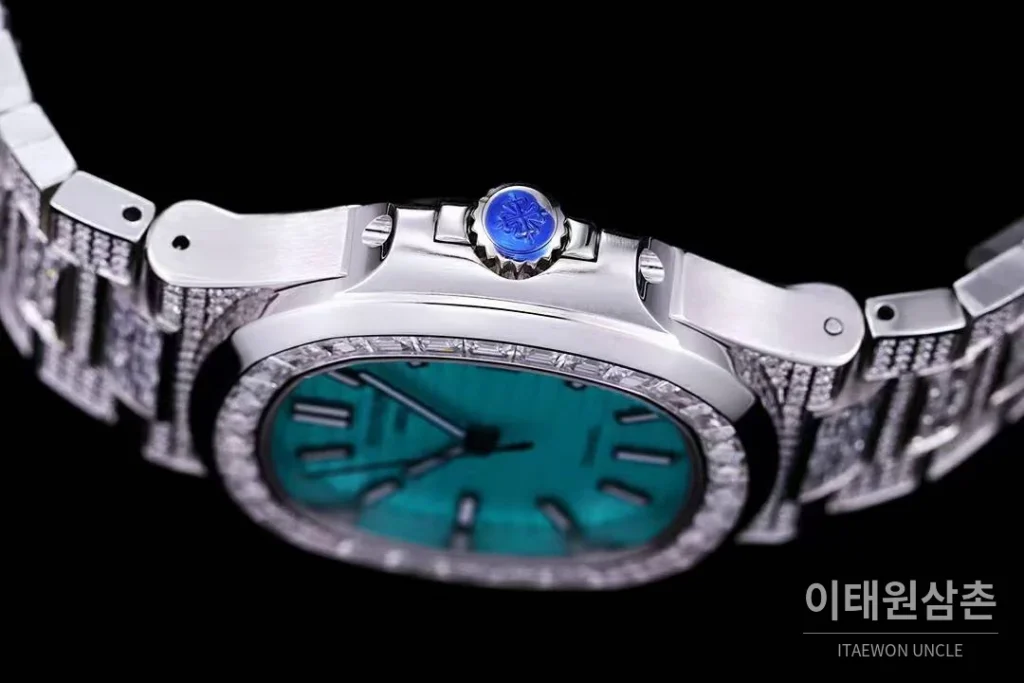 파텍필립 노틸러스 5711 풀다이아 파베 다이얼 오토매틱 40mm 실버 스틸 브레이슬릿