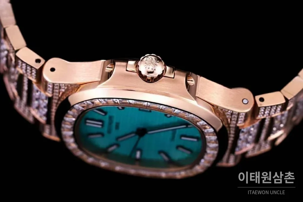 파텍필립 노틸러스 5711 풀다이아 파베 다이얼 오토매틱 40mm 실버 로즈골드 브레이슬릿 로즈골드 베젤