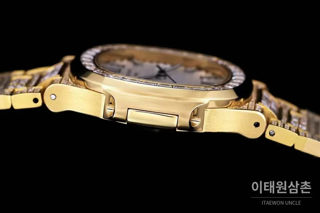 파텍필립 노틸러스 5711 풀다이아 파베 다이얼 오토매틱 40mm 실버 골드 브레이슬릿 골드 케이스