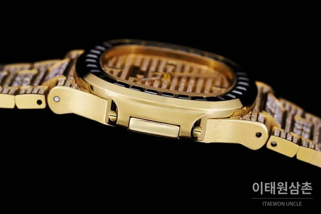 파텍필립 노틸러스 5711 풀다이아 파베 다이얼 오토매틱 40mm 실버 골드 브레이슬릿 블랙 베젤