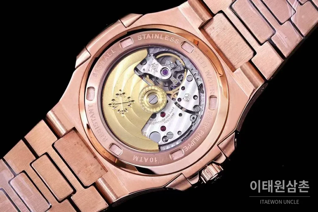파텍필립 노틸러스 5711 풀다이아 파베 다이얼 오토매틱 40mm 실버 로즈골드 브레이슬릿 로즈골드 베젤