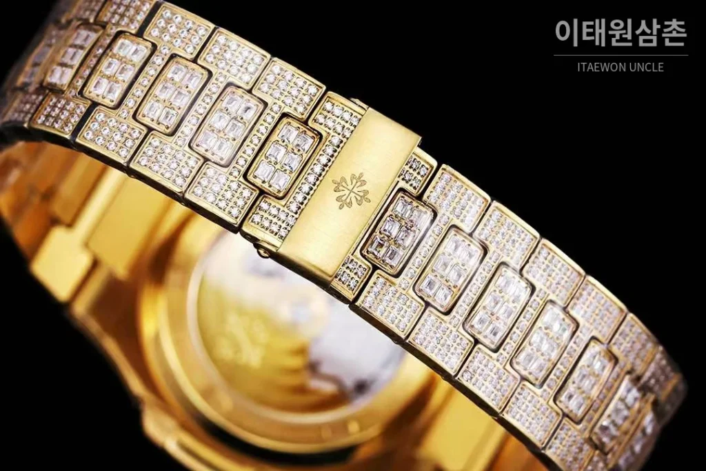 파텍필립 노틸러스 5711 풀다이아 파베 다이얼 오토매틱 40mm 실버 골드 브레이슬릿 블루 베젤