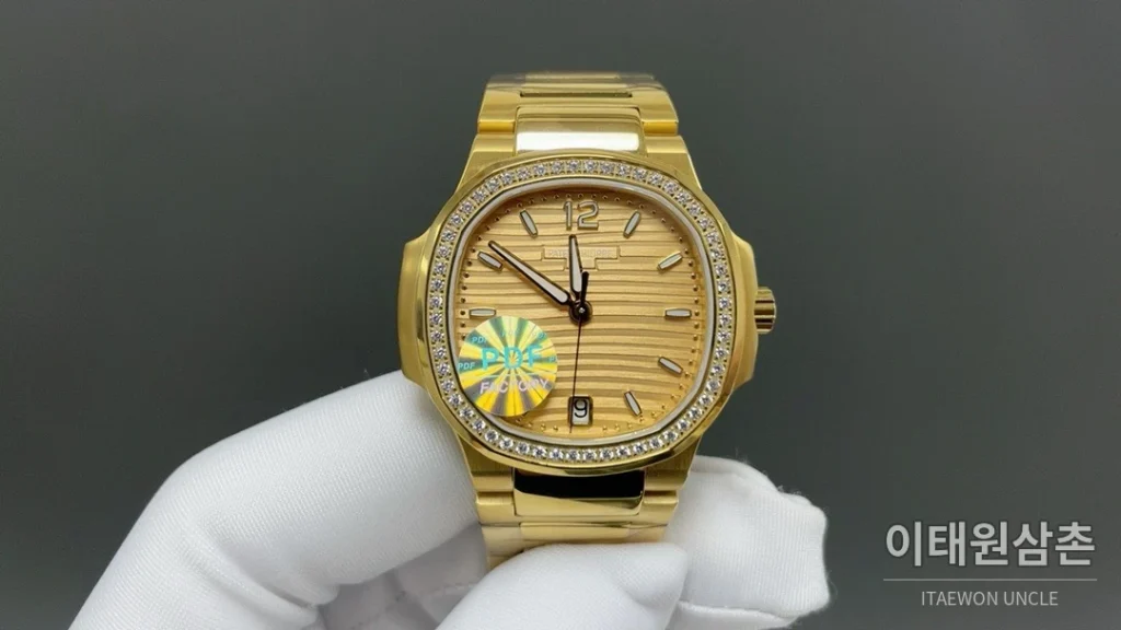 파텍필립 노틸러스 오토매틱 35.2mm 샴페인 다이얼 골드 브레이슬릿