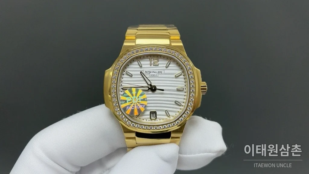 파텍필립 노틸러스 오토매틱 35.2mm 샴페인 다이얼 골드 브레이슬릿