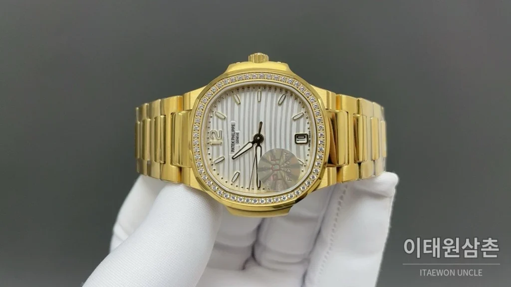 파텍필립 노틸러스 오토매틱 35.2mm 샴페인 다이얼 골드 브레이슬릿