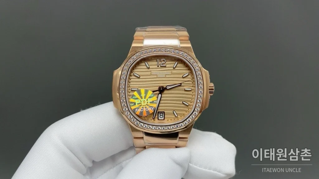 파텍필립 노틸러스 오토매틱 35.2mm 민트 다이얼 로즈골드 브레이슬릿