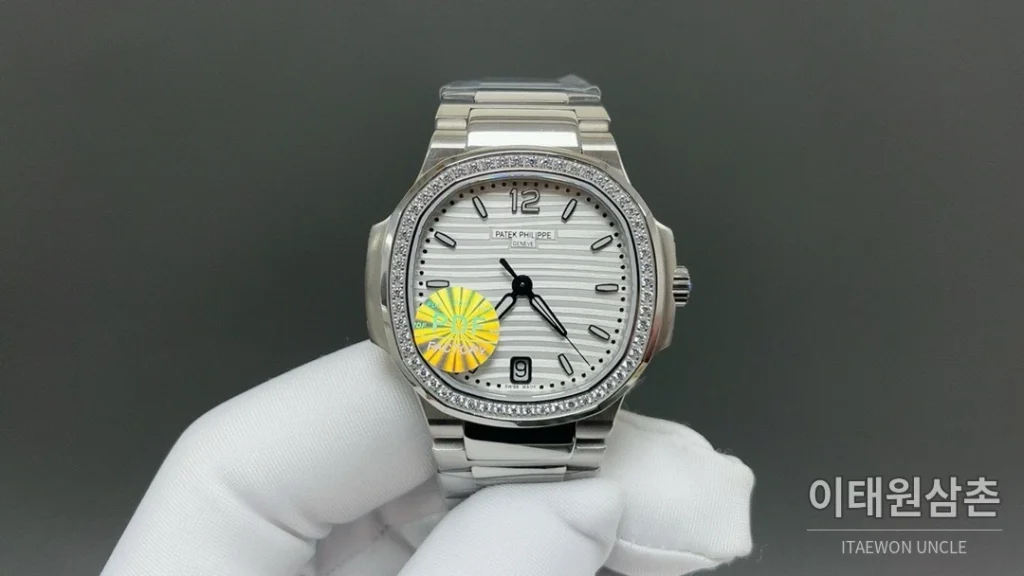 파텍필립 노틸러스 오토매틱 35.2mm 그레이 다이얼 스틸 브레이슬릿