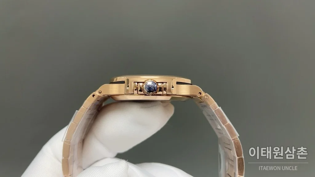 파텍필립 노틸러스 오토매틱 35.2mm 화이트 다이얼 로즈골드 브레이슬릿