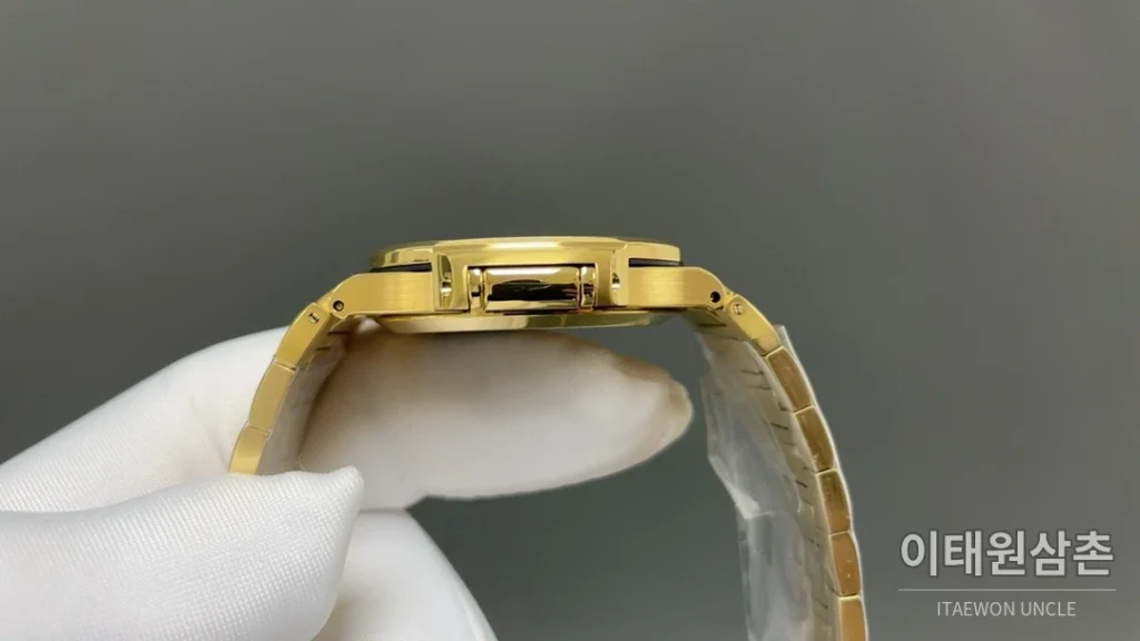 파텍필립 노틸러스 오토매틱 35.2mm 화이트 다이얼 골드 브레이슬릿