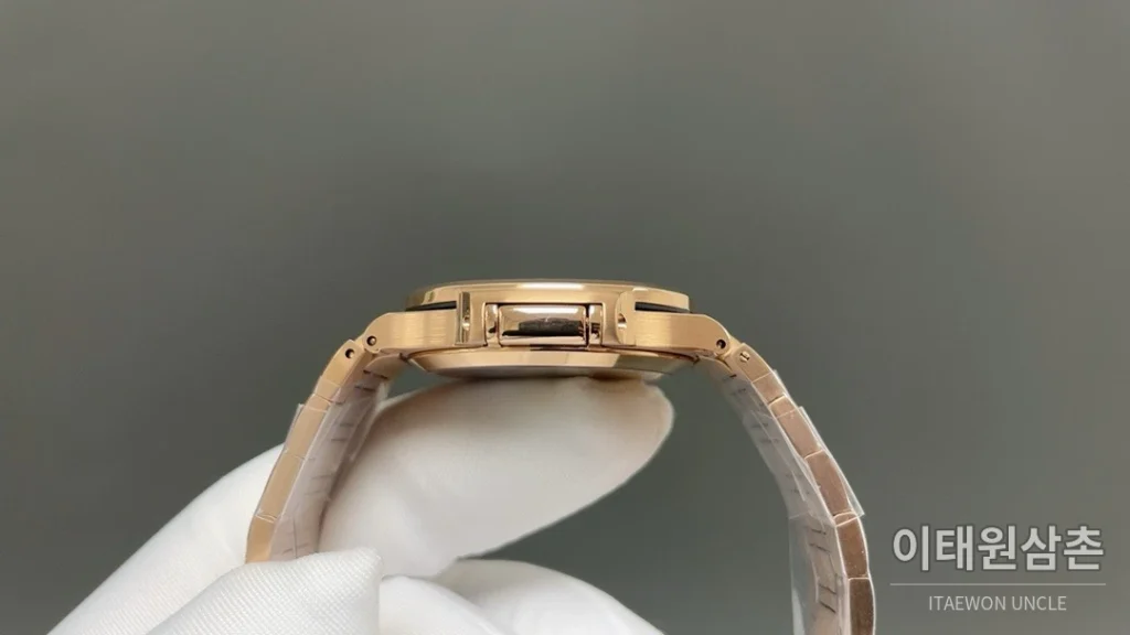 파텍필립 노틸러스 오토매틱 35.2mm 화이트 다이얼 로즈골드 브레이슬릿
