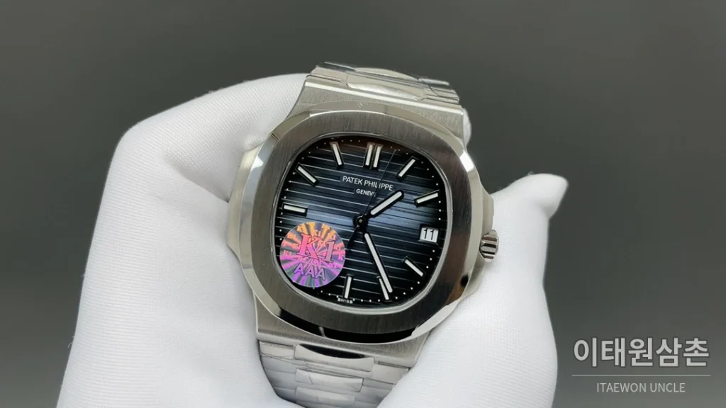 파텍필립 노틸러스 오토매틱 40mm 블랙 다이얼 스틸 브레이슬릿