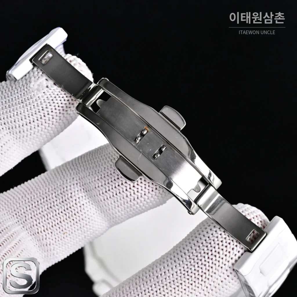 파텍필립 노틸러스 오토매틱 40mm 아이스블루 다이얼 세라믹 브레이슬릿 세라믹 케이스