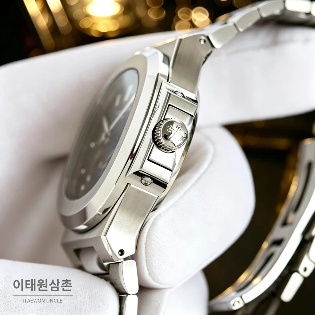 파텍필립 노틸러스 오토매틱