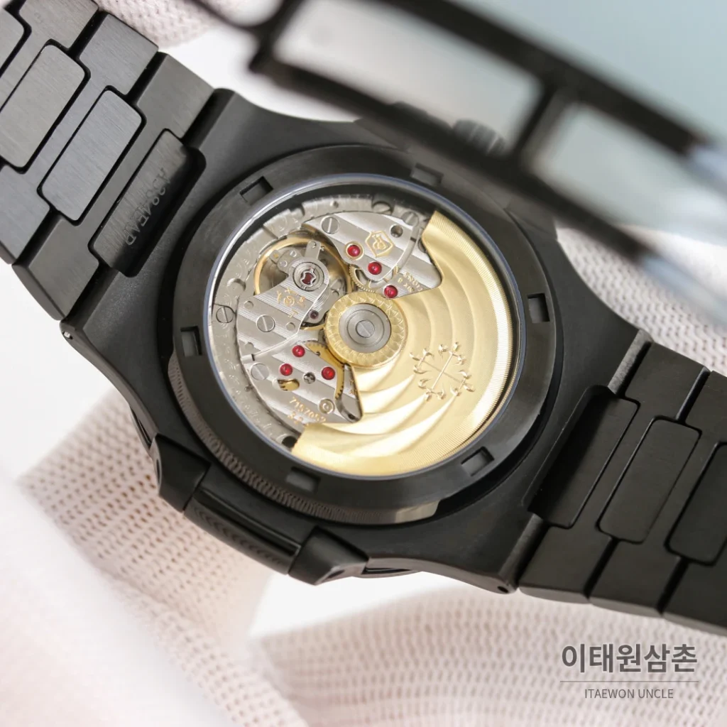 파텍필립 블랙노틸러스 오토매틱 워치 40mm