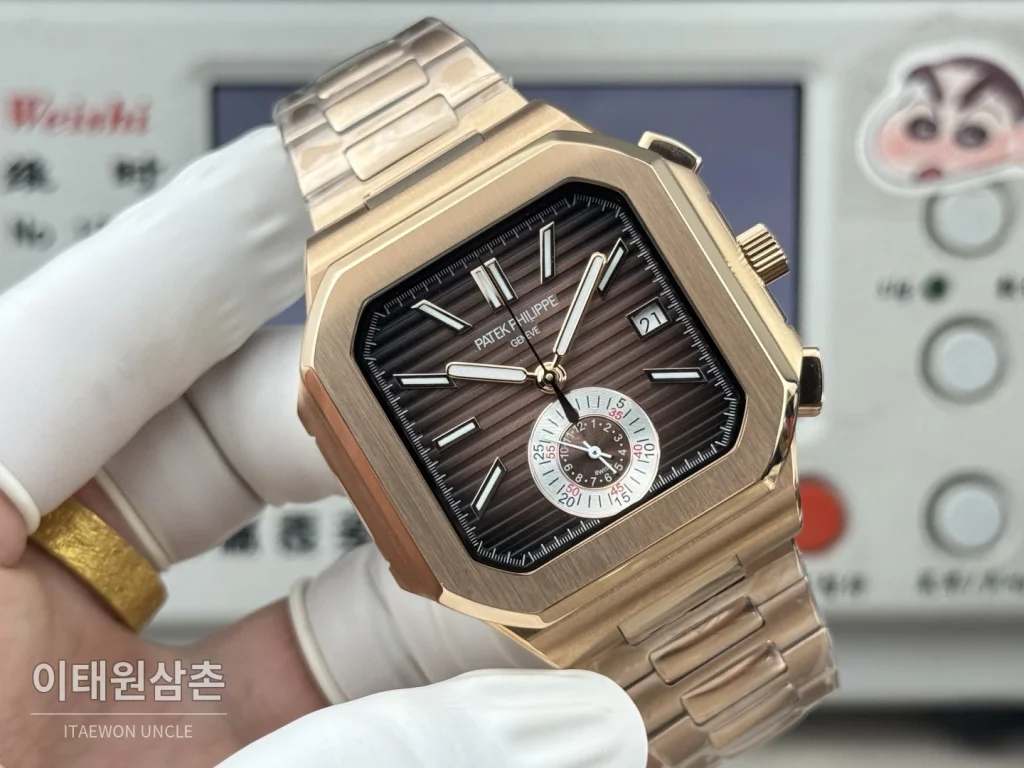 파텍필립 노틸러스 크로노그래프 오토매틱 44mm 브라운 다이얼 로즈골드 브레이슬릿