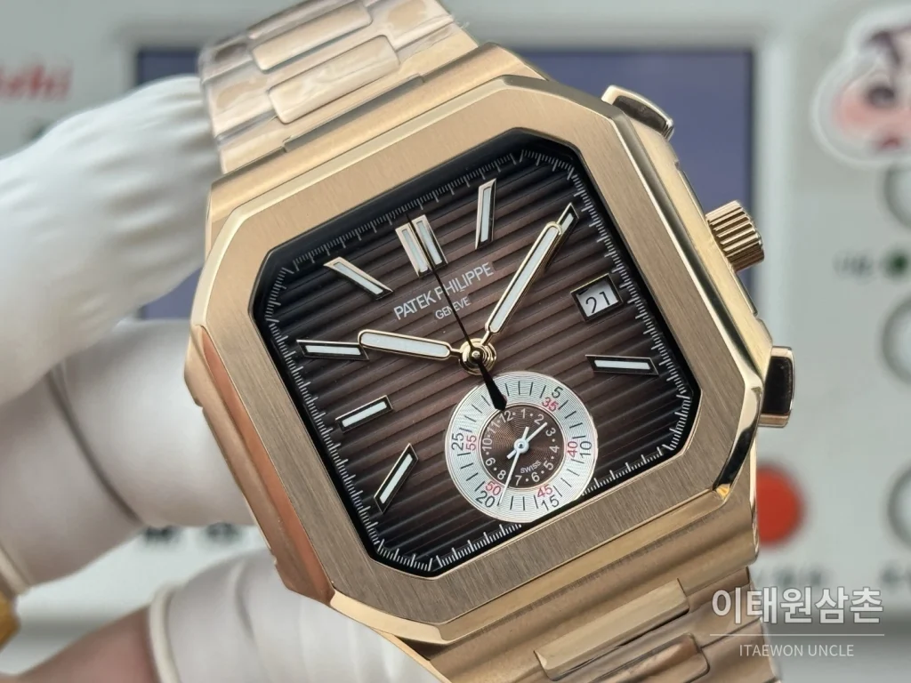 파텍필립 노틸러스 크로노그래프 오토매틱 44mm 브라운 다이얼 로즈골드 브레이슬릿