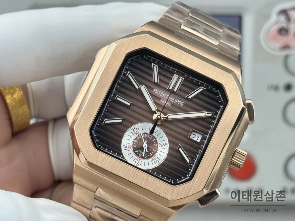 파텍필립 노틸러스 크로노그래프 오토매틱 44mm 브라운 다이얼 로즈골드 브레이슬릿