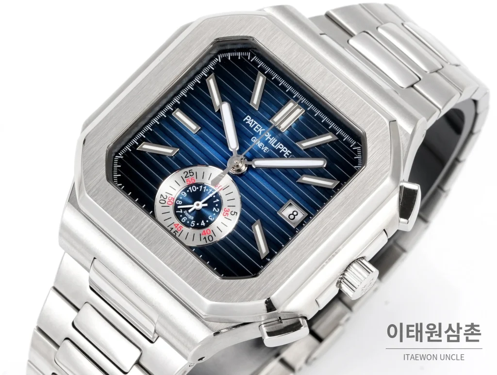 파텍필립 노틸러스 크로노그래프 오토매틱 44mm 블루 스틸 브레이슬릿
