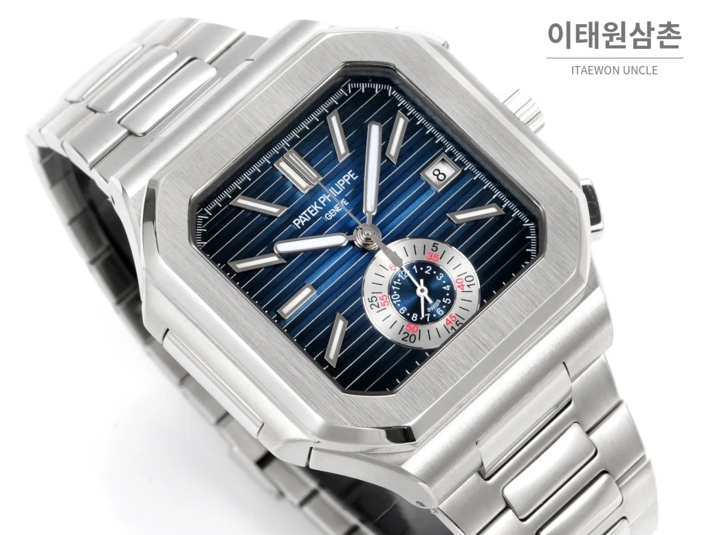 파텍필립 노틸러스 크로노그래프 오토매틱 44mm 블루 스틸 브레이슬릿