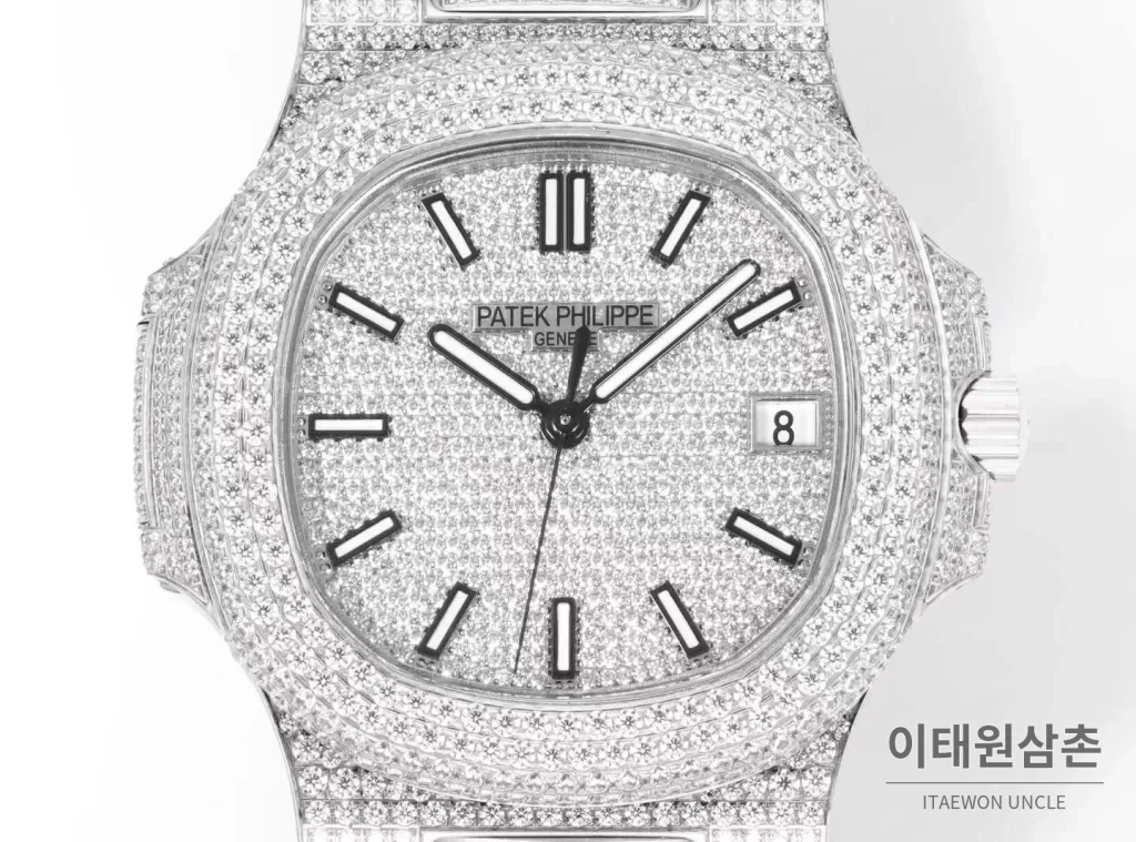 파텍필립 노틸러스 다이아몬드 세팅 다이아인덱스 오토매틱 5711 화이트 다이얼 스틸 브레이슬릿