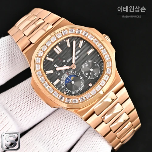 파텍필립 노틸러스 멀티펑션 로즈골드 베젤 청그레이 다이얼 수동 40mm 파텍필립 노틸러스 멀티펑션 로즈골드 베젤 청그레이 다이얼 수동 40mm