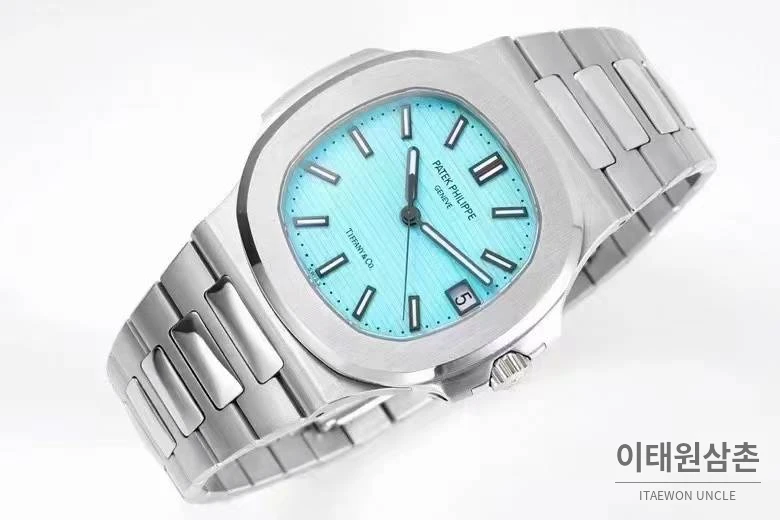 파텍필립 노틸러스 올리브그린 다이얼 스틸 오토매틱 40mm 올리브 그린 (2)