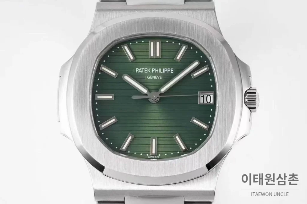 파텍필립 노틸러스 올리브그린 다이얼 스틸 오토매틱 40mm 올리브 그린 (3)
